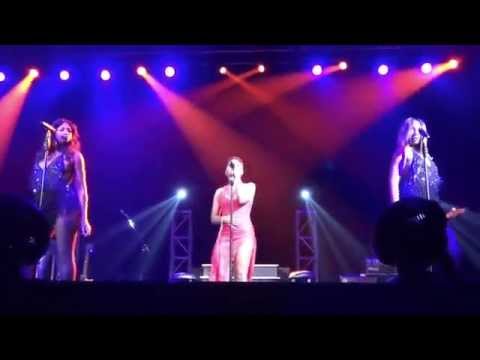 TONI BRAXTON live in Hawaii (Medley with Audience)