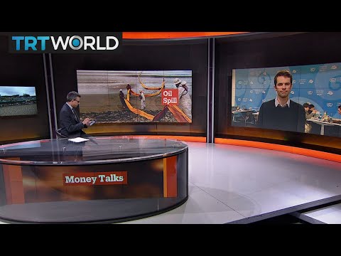 Money Talks: Trans-Canada's Keystone pipeline leaks oil in South Dakota