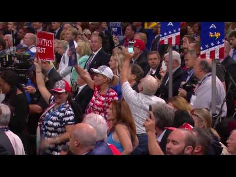 Ted Cruz uppmanar folk att rösta i November