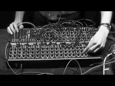 Techno System In Action // Live @ Erica Synths Garage