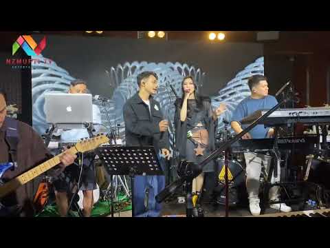 Isyana Sarasvati feat. Afgan - Something New | Live At Krapela