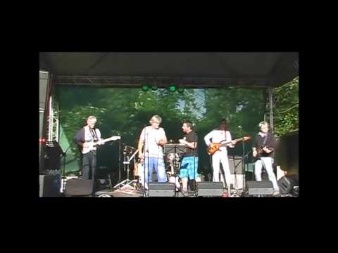 Beaton Hard - Brikety /Breaking the Law/
