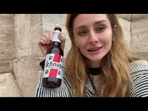 P8stie Tries ICHNUSA Beer at St. Peter's Square