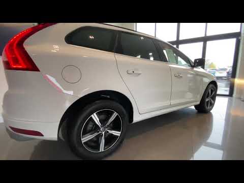2017 XC60 D4 2WD R DESIGN  15,000 miles - Leather - winter