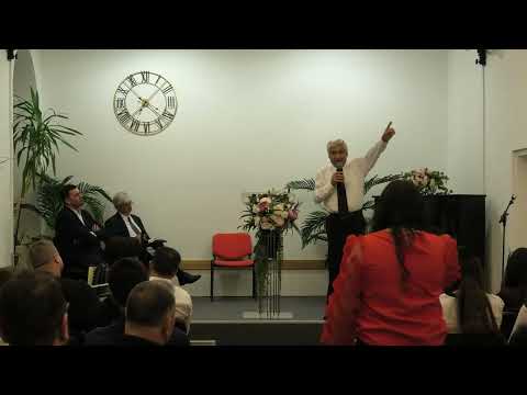 Betania-Wien. Pastor Viorel Manole, "Tanar pe placul lui Dumnezeu,,,!"