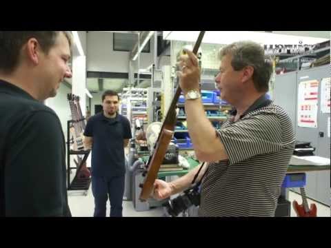 FRAMUS & WARWICK Factory Visit: Gerhard Eigenbrod und seine Framus Panthera Custom Shop