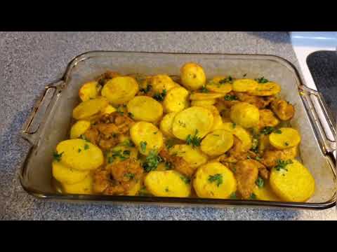 Algerian Baked Potatoes With Chiken ( Batata Koucha)