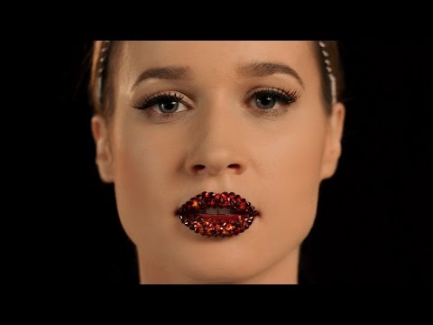 Kristína - Láska bombová (Oficiálny videoklip)