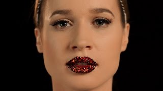 Kristína - Láska bombová (Oficiálny videoklip)