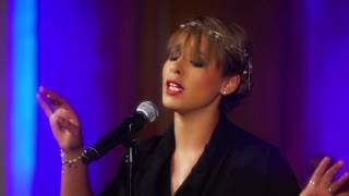 Chimène Badi - Parlez moi de lui (Live)