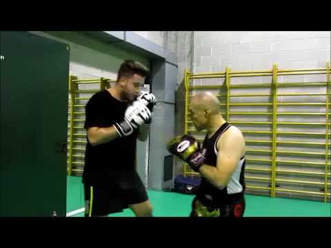 K1 Class - Front and middle kicks training.