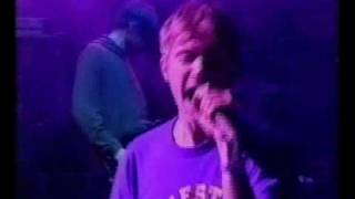 Blur- On Your Own [Live]