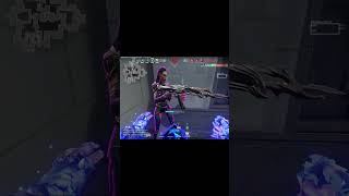 Reyna can shadow step now? #valorant #bug #reyna #valorantglitch #fyp