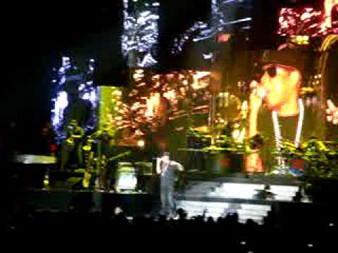 Jay Z Reminisces - BP3 Tour - Norfolk Va 2010