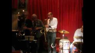 2013-05-16 Sax Maniacs in &quot;Well You Needn&#39;t&quot; (Thelonious Monk) @ New Around Midnight
