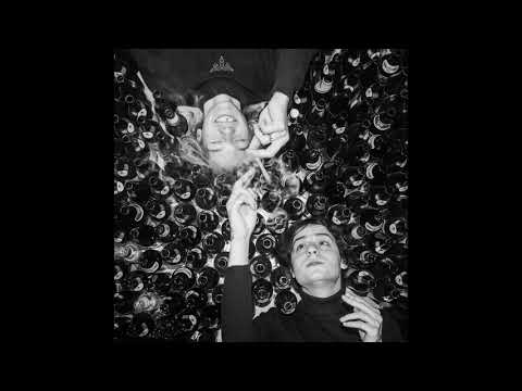 toobrokeforfiji x makko - 40 Stunden Woche (prod. overshiaat)