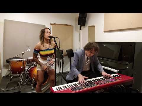 Kobi Arad ft. #ic - 'Monologue'