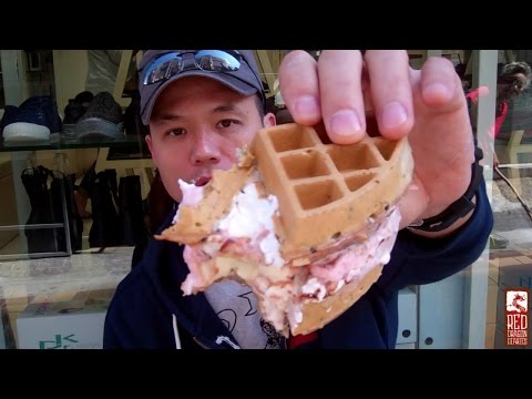 Sanduíche de sorvete com waffle gigante (Coreia do Sul)