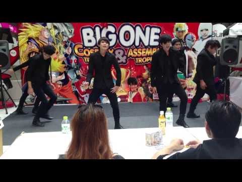 E-GIEN cover U-KISS - Neverland + Standing Still @Bigone [Int Intersect Rama III] 180813