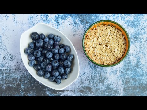 Tired of oatmeal? Make this recipe for oatmeal and blueberry. You will love it!
