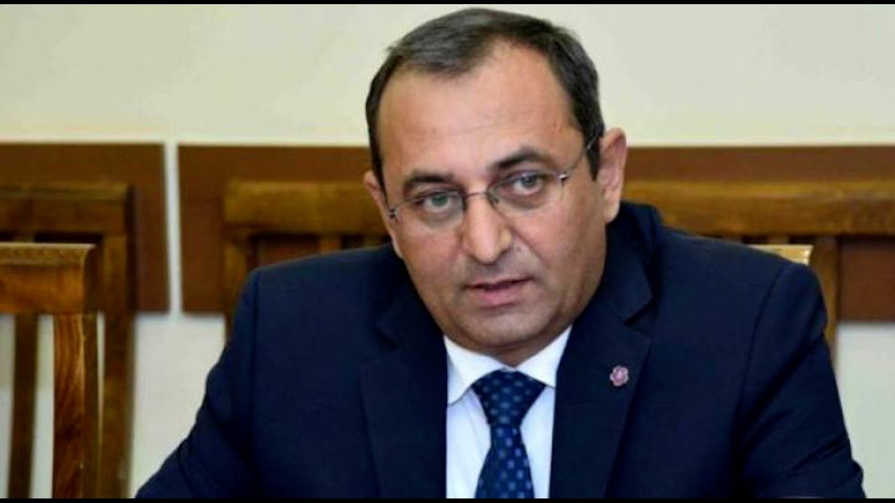 Նիկոլից իր կալոշն ուզես՝ չի տա, բայց կտա ՀՀ ու Արցախի տարածքները. Արծվիկ Մինասյան