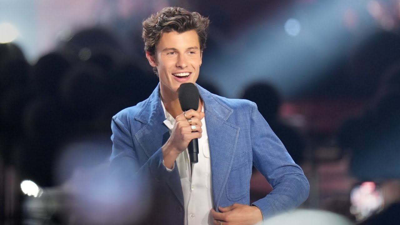 Shawn Mendes says he is still 'figuring out' his sexuality