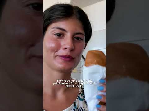 Each one is baked twice to achieve its signature snap and long-lasting crunch