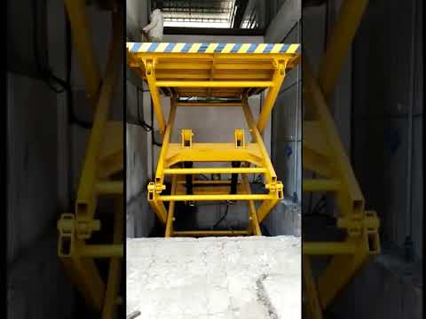 HYDRAULIC LIFT  FOR LIFTING CARS