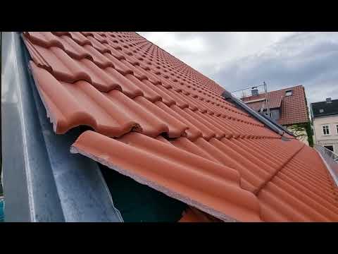 Unterdeckblech falsch - Wasser kann ohne Probleme über Wasserfalz laufen - Billiger Dachdecker