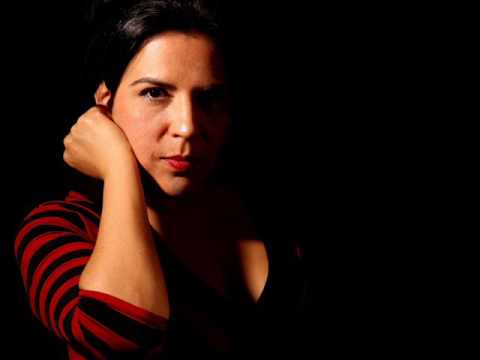 Me quedé mirándola (tango) CLAUDIA MORENO