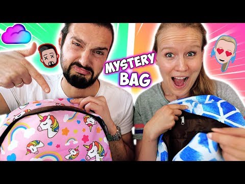WHATS IN THE BAG Switch-up Challenge Back to school Edition Kaan vs Kathi Wer hat coole Schulsachen?