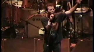 Pearl Jam - Fortunate Son (Philadelphia, 2003)