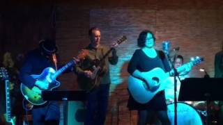 Emy Lee, her daughters, the Memphis Kings, Kid Ramos - My Boy Elvis