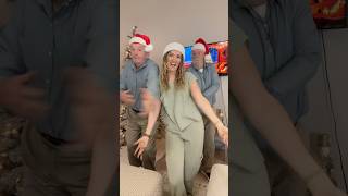 Download lagu Jingle Bell Rock 🕺💃🏼🕺 @Hanelinetwins #christmasdance #dance #twins mp3