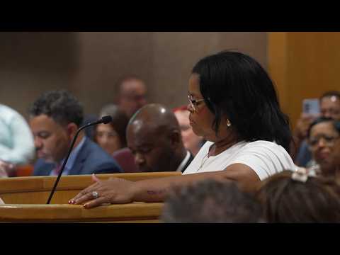Tarrant County approves cuts to the number of polling places ...