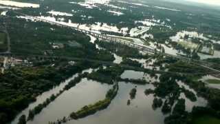 preview picture of video 'Hochwasser 2013 Schkopau Kollenbey Planena Rattmansdorf Hohenweiden Röpzig [HD]'