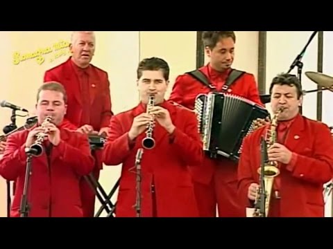 ALLA FIORA polca di Secondo Casadei-Orchestra LA STORIA DI ROMAGNA