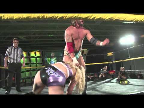 WSU: Kimber Lee vs. JT Dunn (CZWstudios.com) [Intergender, Mixed Wrestling]