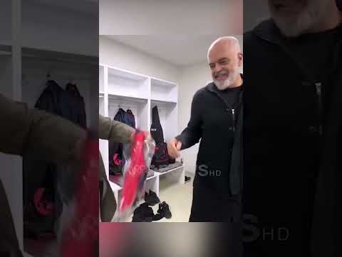 Rama me futbollist&euml;t e Vllaznis&euml;: Pse m&euml; dhat&euml; numrin 1 se &euml;sht&euml; p&euml;r portiera