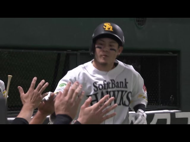 【7回裏】ホークス打線爆発!! ホークス・牧原大成 変化球を捉えるライトへのソロHR!! 2025年9月4日 福岡ソフトバンクホークス 対 オリックス・バファローズ