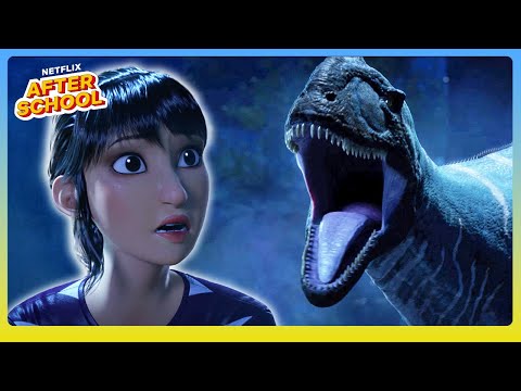 Suchomimus VS Majungasaurus Showdown! | Jurassic World: Chaos Theory | Netflix Family