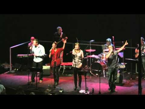 Singin Veenendaal - 16 oktober 2011 - Opwekking 661 - How great is our God