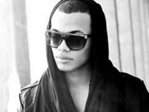 BEN CRISTOVAO - 10. MAM ft. EZY