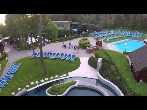 Spectacularie Drone vlucht over - Hezemeer Wellness & Sauna - Eindhout België