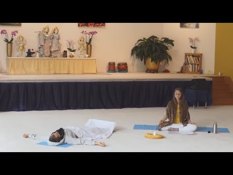 Yoga Nidra mit Varuni - Live 13:00 Uhr 11.05.2020