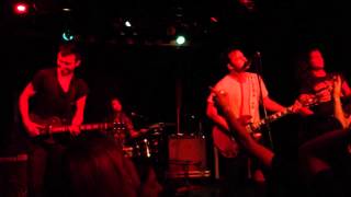 Lee Bains III and the Glory Fires - Dirt Track