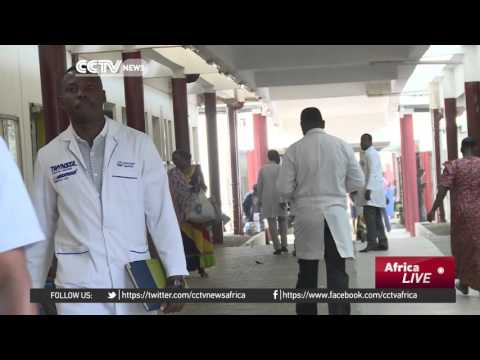 Nigerian doctors threaten to strike over pay increase