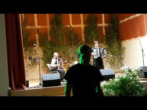 Vālodzīte, Anna Višķere,Rogovka.