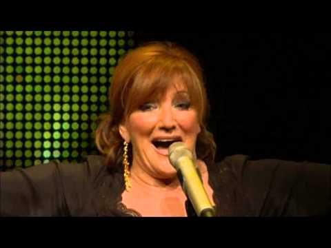 Sviraj mi sviraj - Tereza Kesovija & Djelo Jusić u Beogradu