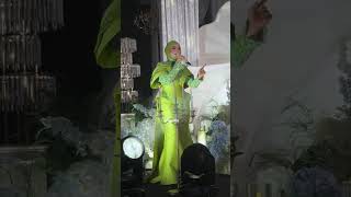 Download lagu Aina Abdul Cinta Luar Biasa mp3